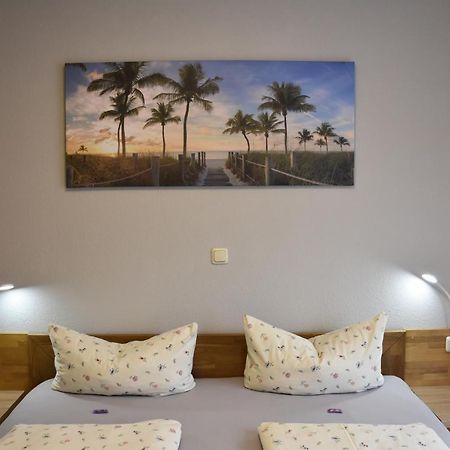 Hotel Garni Am Klostermarkt เพลาเอิน ภายนอก รูปภาพ