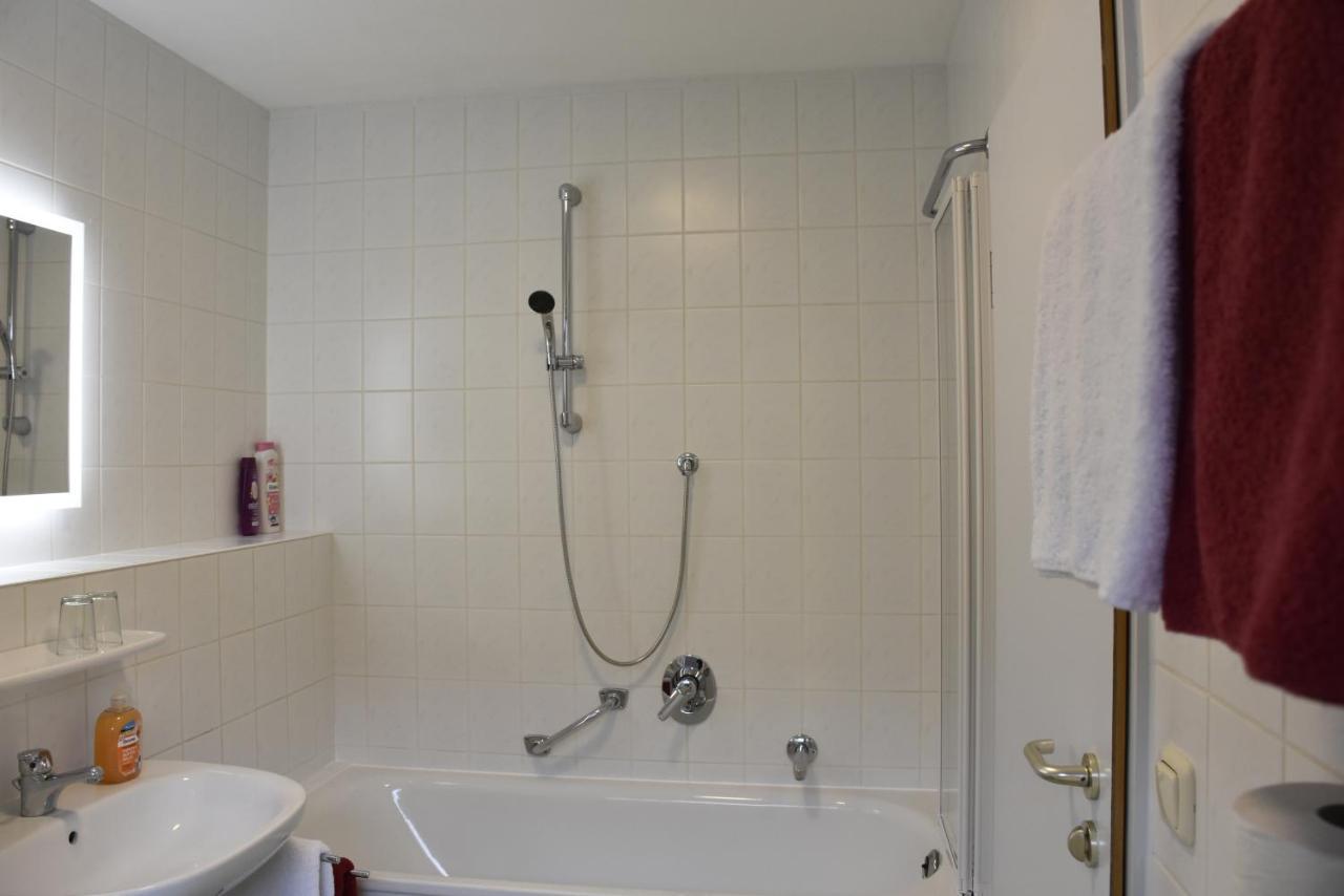 Hotel Garni Am Klostermarkt เพลาเอิน ภายนอก รูปภาพ
