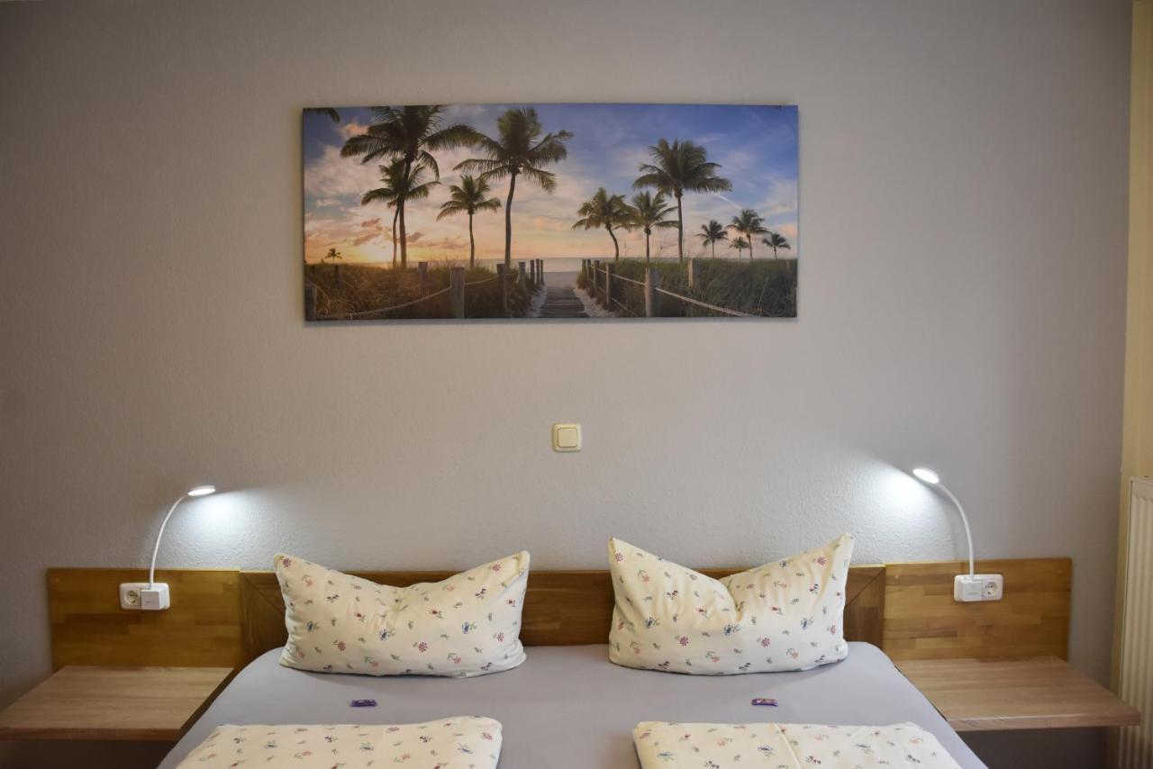 Hotel Garni Am Klostermarkt เพลาเอิน ภายนอก รูปภาพ