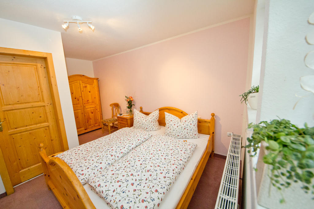 Hotel Garni Am Klostermarkt เพลาเอิน ห้อง รูปภาพ
