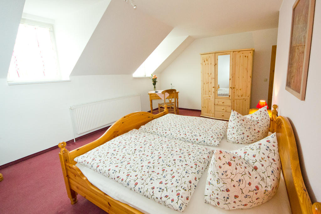 Hotel Garni Am Klostermarkt เพลาเอิน ห้อง รูปภาพ