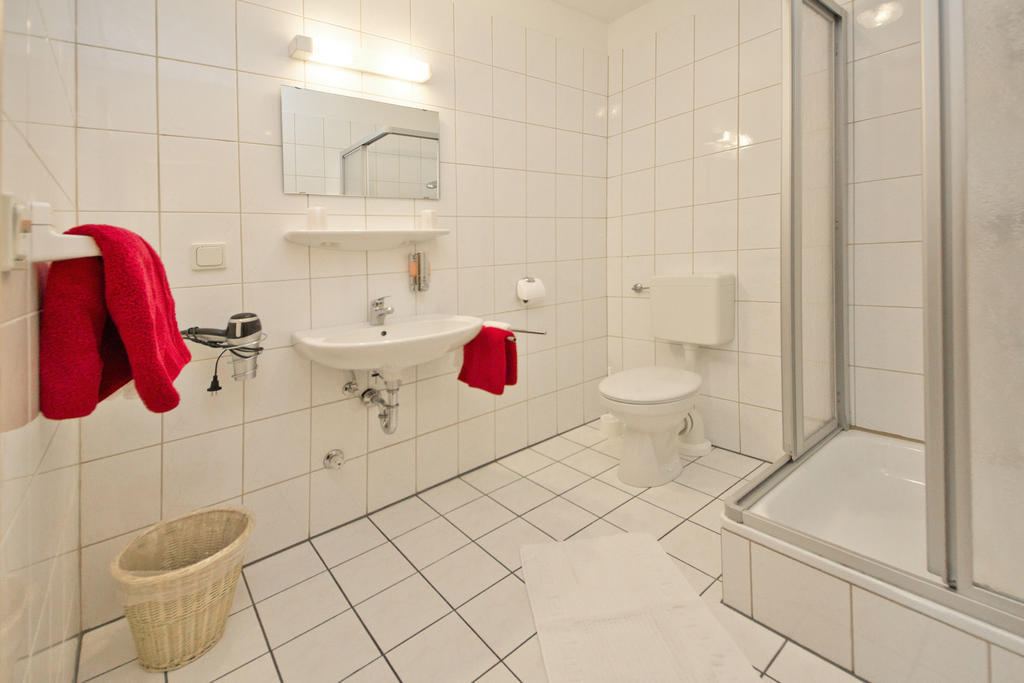 Hotel Garni Am Klostermarkt เพลาเอิน ห้อง รูปภาพ